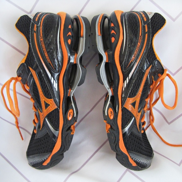 mizuno wave creation orange